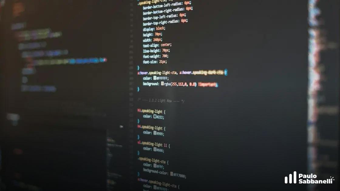 Código CSS desfocado definindo classes de espaçamento e cores para botões