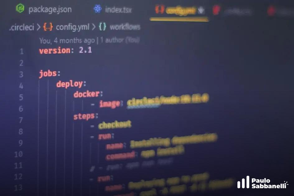 Editor de código exibindo arquivo de configuração do CircleCI com etapas de build e deploy